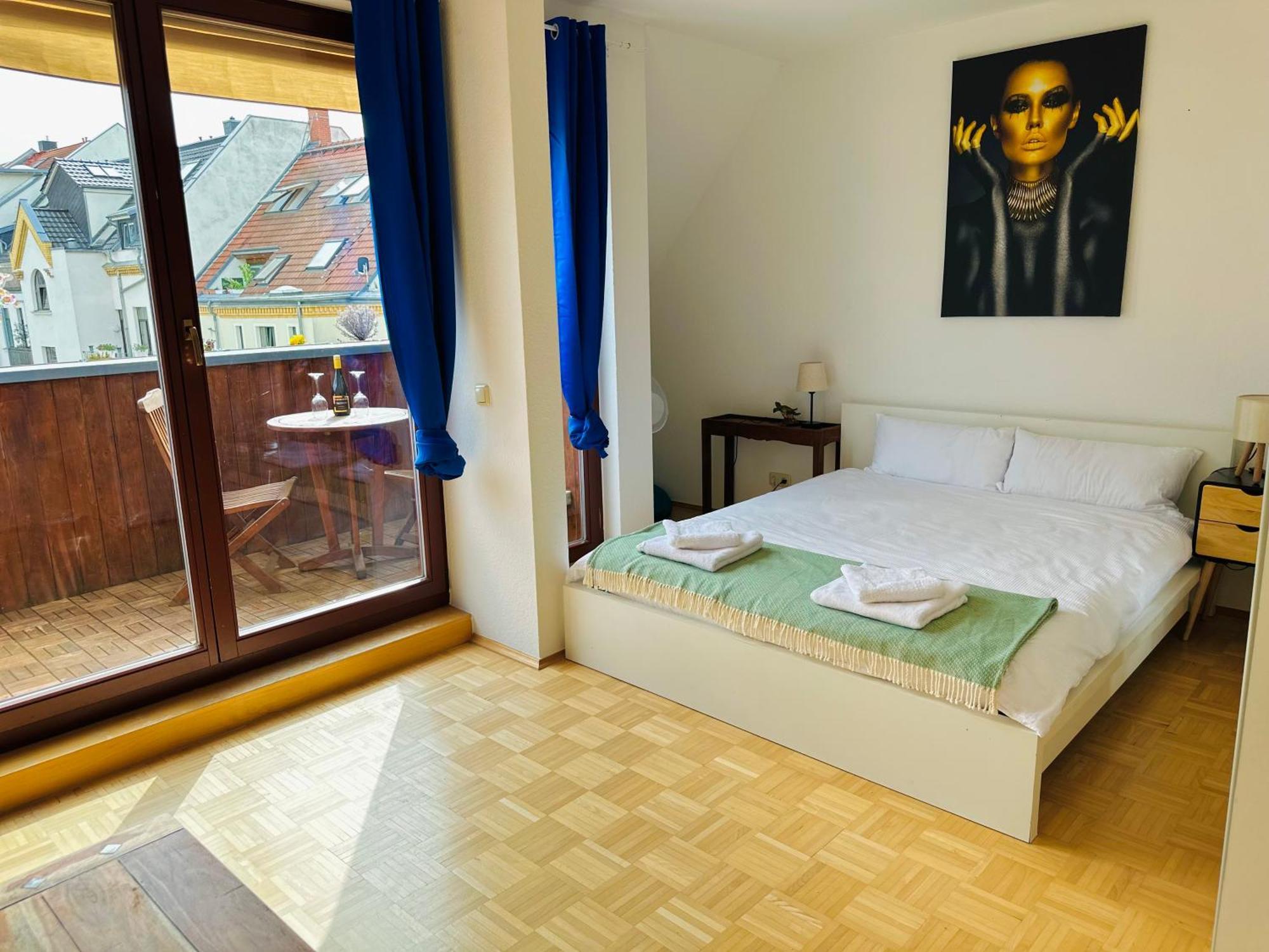 Massive Karli Loft - Over 130 Meters Floor Space - Theater - 4 Private Sleeping Areas - Location In Apartment Leipzig