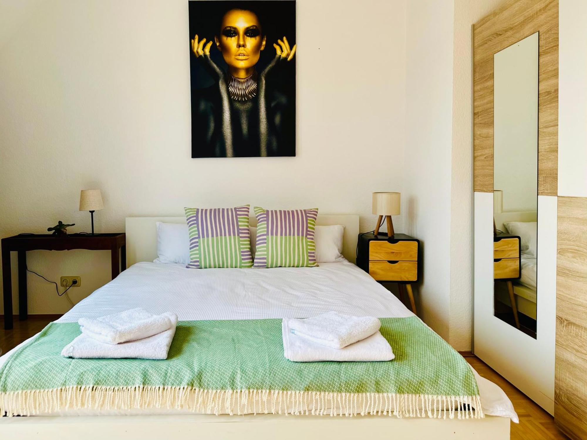 Apartment Massive Karli Loft - Over 130 Meters Floor Space - Theater - 4 Private Sleeping Areas - Location In Leipzig